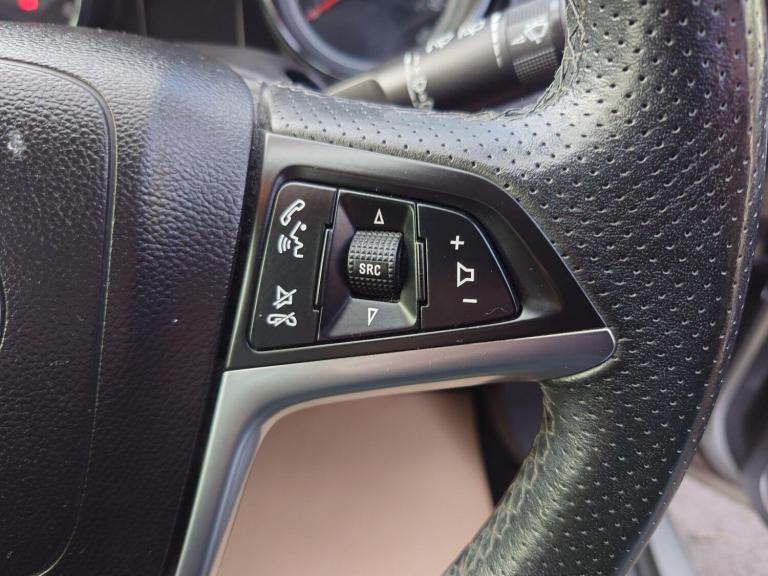 2012 Vauxhall Astra 1.6 16v SRi Euro 5 5dr HATCHBACK Petrol Manual