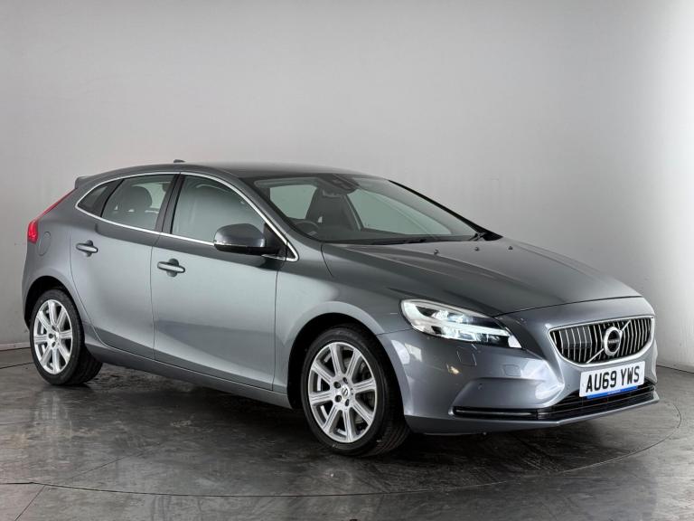 2019 Volvo V40 1.5 T3 Inscription Edition Auto Euro 6 (s/s) 5dr HATCHBACK Petrol Automatic