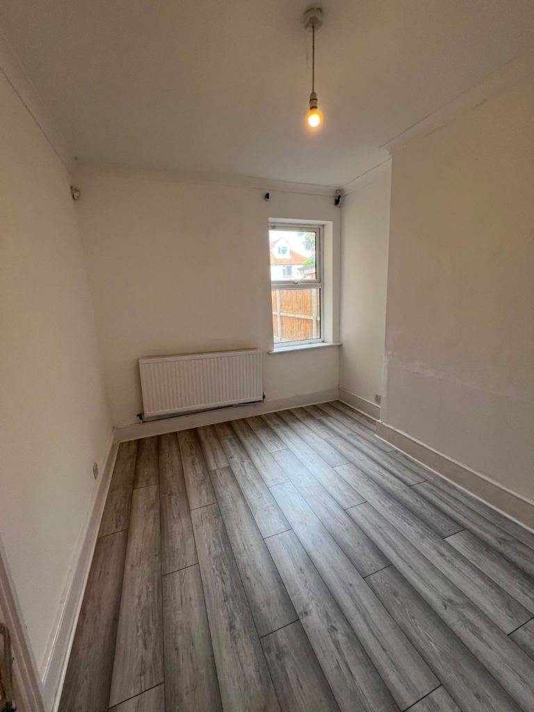 4 bedroom house to rent in Clacton on Sea CO153AG