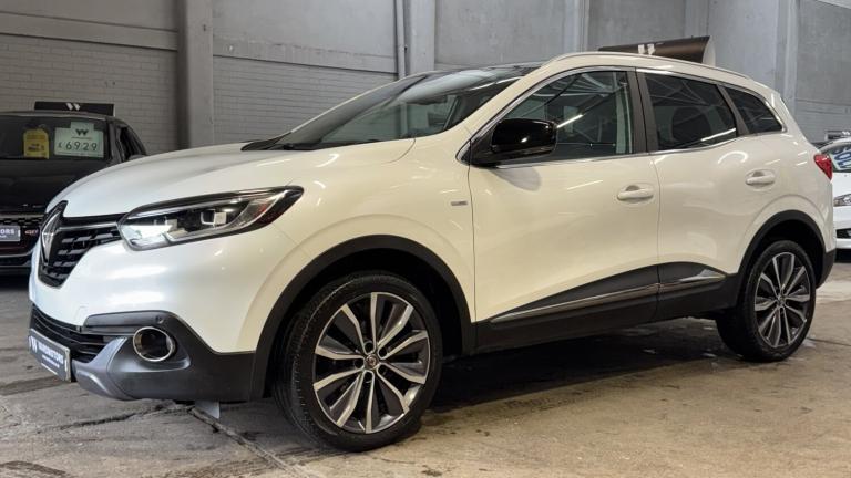 RENAULT KADJAR 1.5 Signature Nav dCi 110 White Diesel 5dr PANROOF+SATNAV+CRUSIE