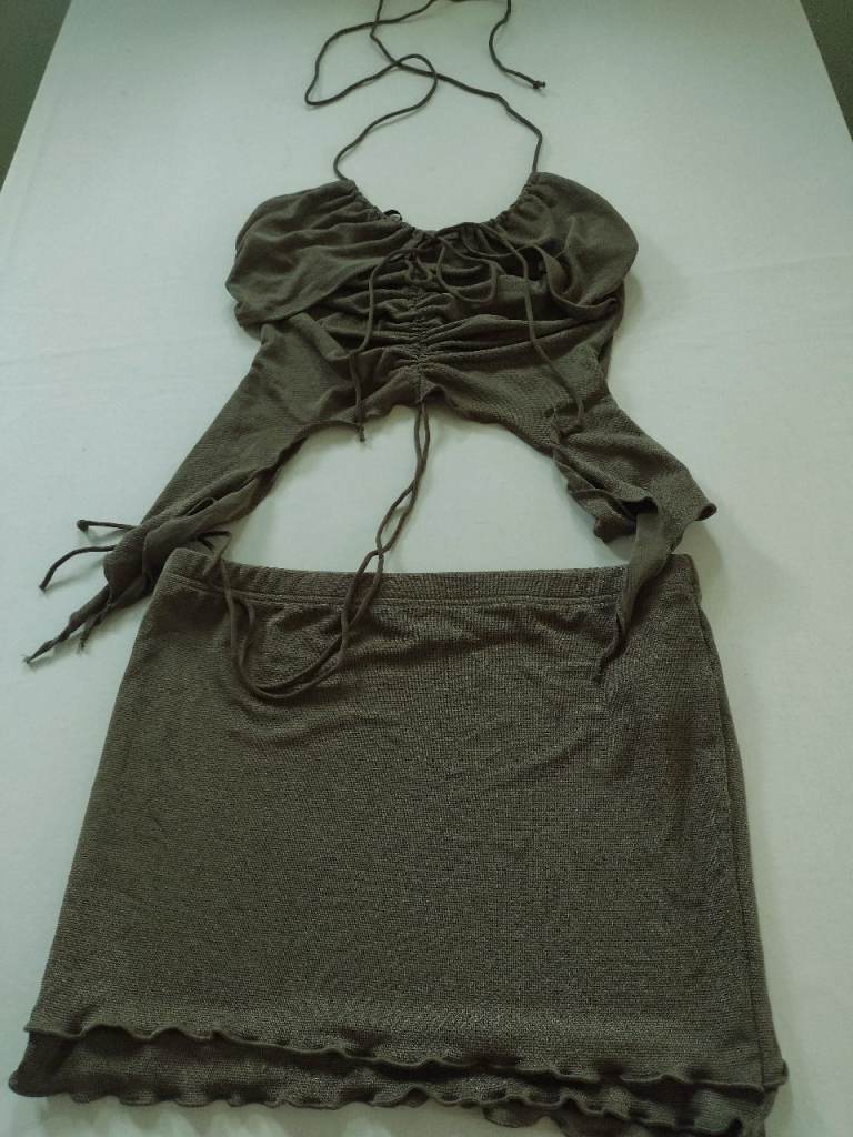 Khaki green 2 piece top and skirt set.size M #GotStuffGetCash