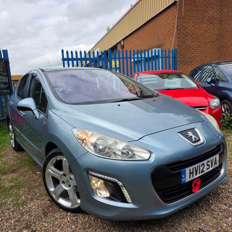 PEUGEOT 308 HIGH END TRIM ALLURE EDITION 1.6 DIESEL 110 BHP 12 MONTHS MOT £35 ROAD TAX PER YEAR!!!