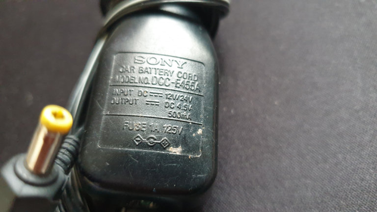 SONY MP3, WALKMAN CAR CHARGER