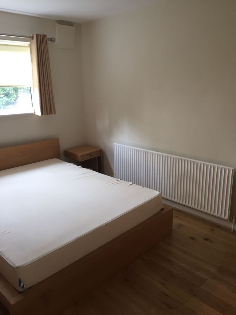 Double room in Acton