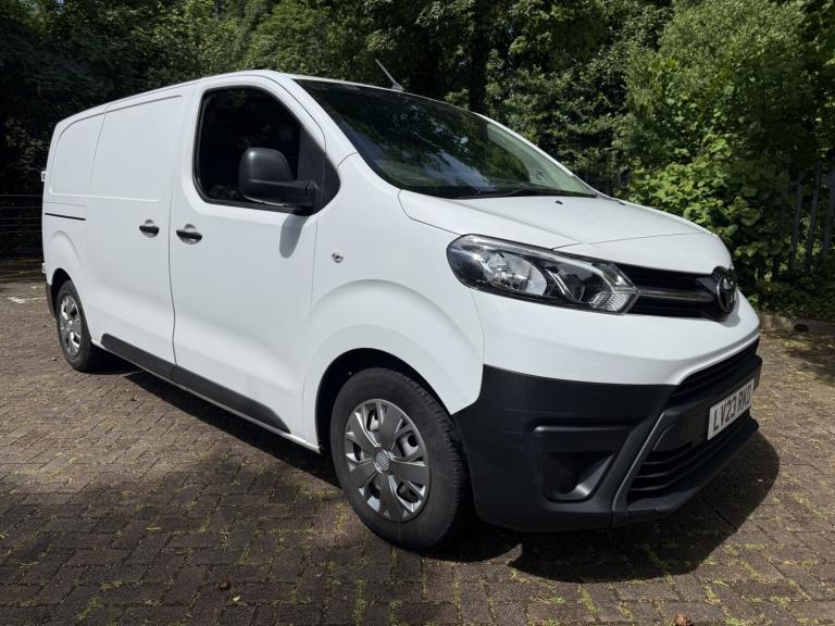 TOYOTA PROACE 1.5 D Active 2023