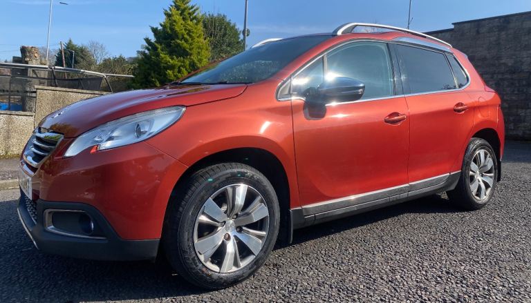 Peugeot 2008 1.2vti Allure