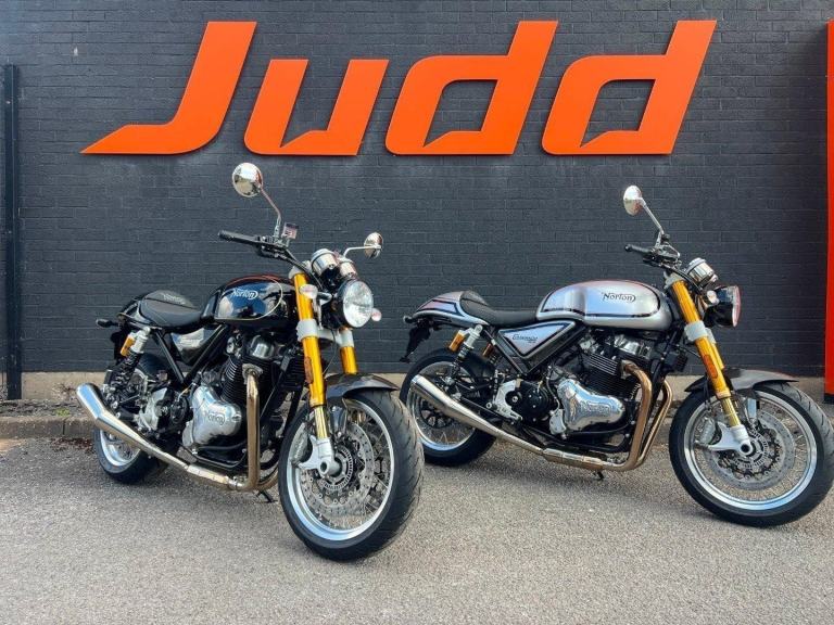 2025 NORTON COMMANDO 961 SPORT (SP)