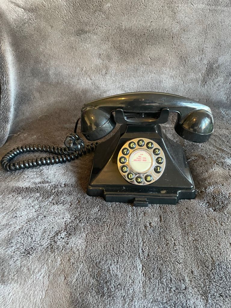 Vintage Style Phone 