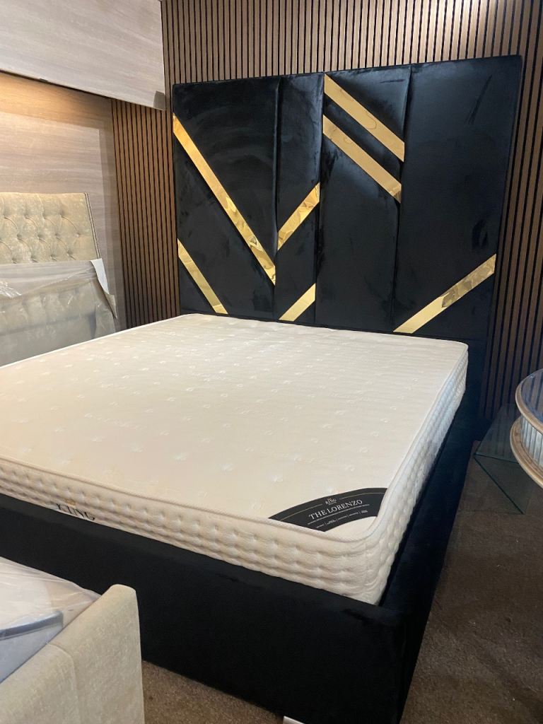 Absolutely stunning super king bed 7ft tall hb with mattress £699