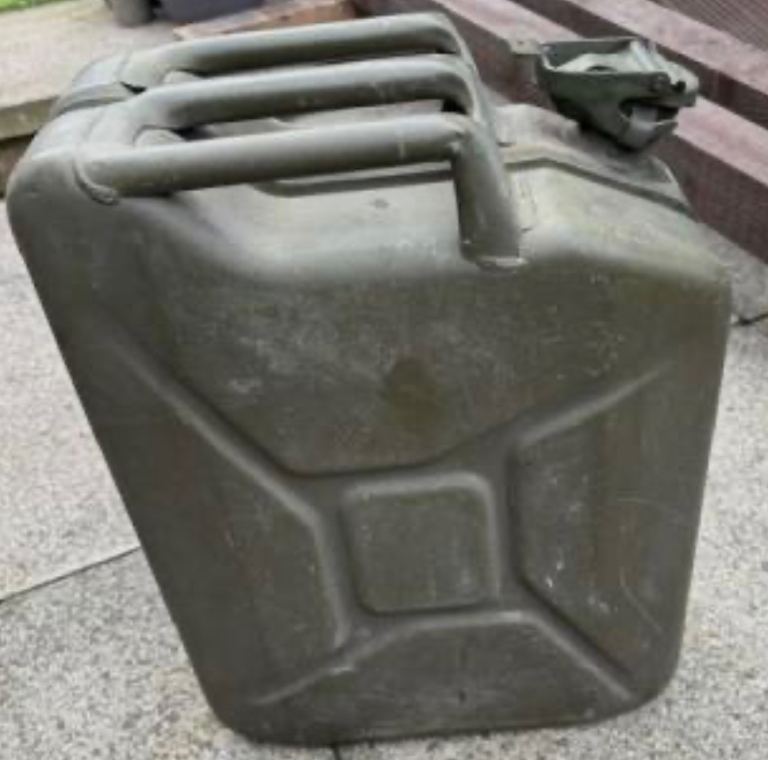WANTED JERRY CAN EX ARMY