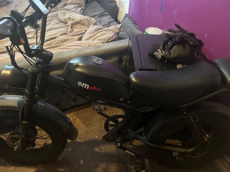 Emoka electric bike twin wheel