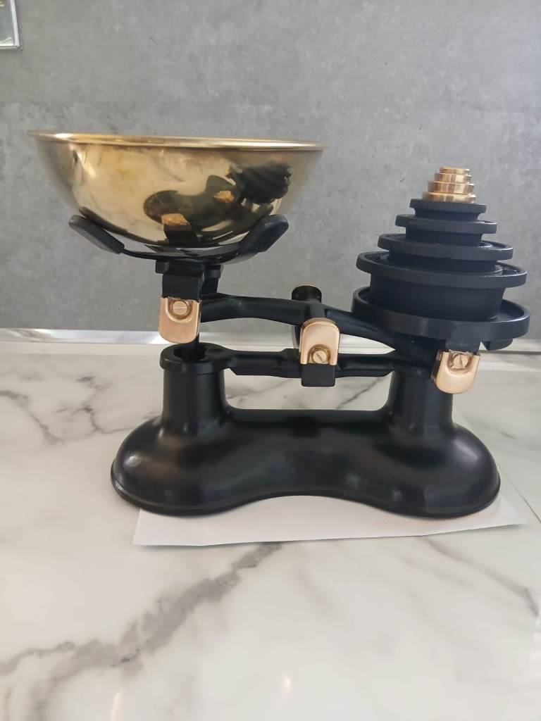 Traditional Kitchen Scales with Brass Bowl and Weights