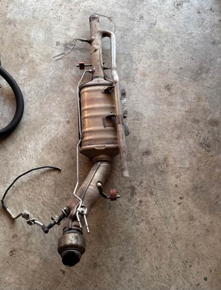 Landrover Discovery Sport 2.0 Dpf Exhaust  genuine Land Rover discovery 