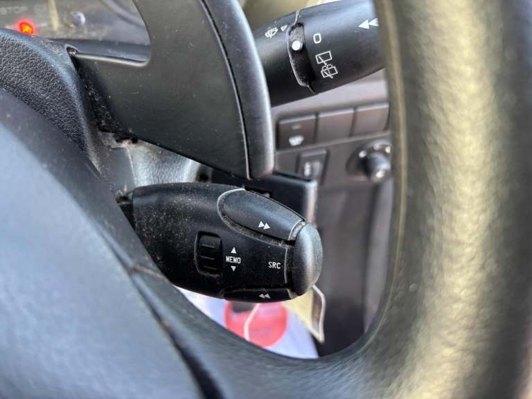 PEUGEOT PARTNER AUTO WHEELCHAIR ACCESSIBLE VEHICLE AUTOMATIC WAV 1.6 2017