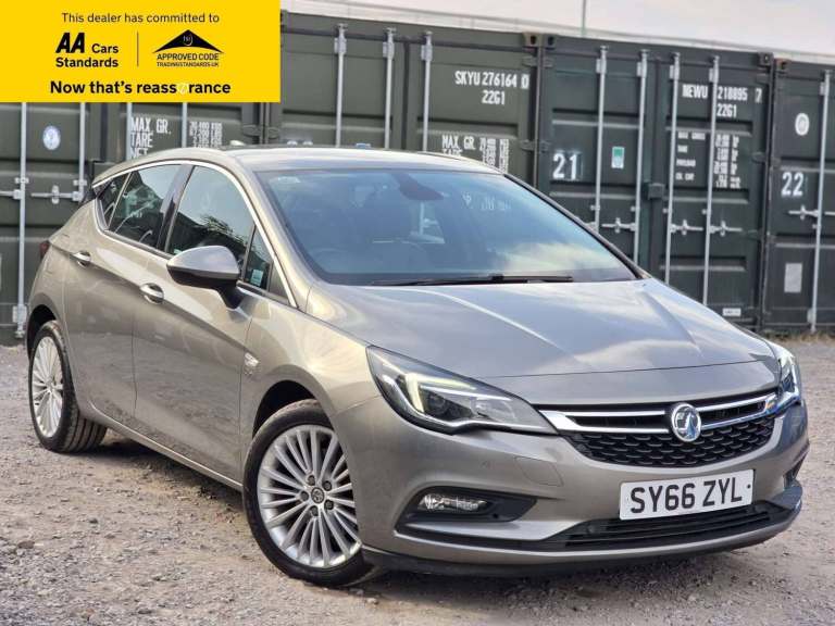 2017 Vauxhall Astra 1.6 CDTi BlueInjection Elite Nav Hatchback 5dr Diesel Auto Euro 6 (136 ps) Ha...