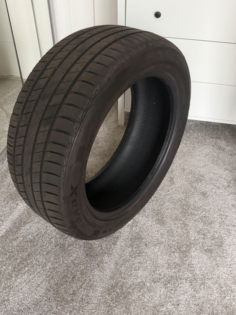 Road X tyre 255 / 50 / 20 with 6mm tread