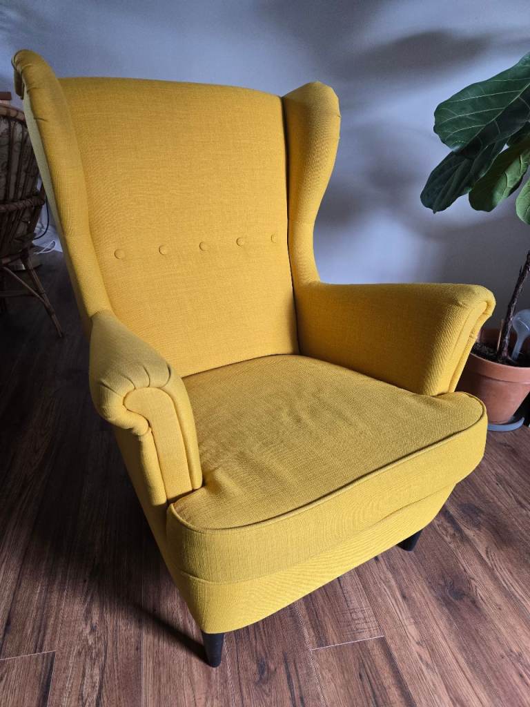 IKEA STRANDMON Wing chair Skiftebo yellow