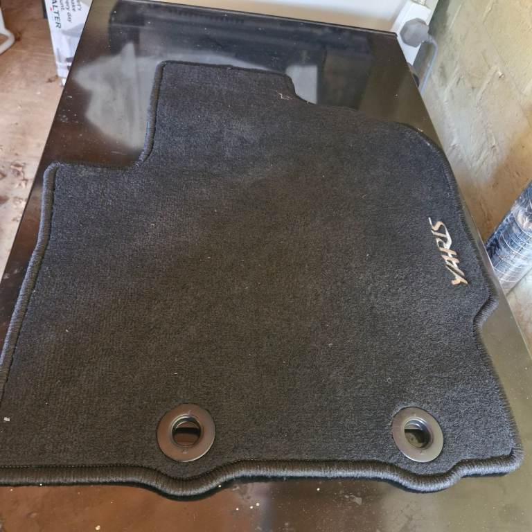 Car Mat 1 nos