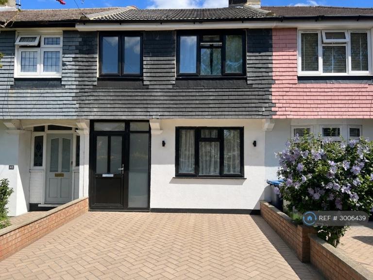3 bedroom house in Barnsbury Crescent, Surbiton, KT5 (3 bed) (#3006439)