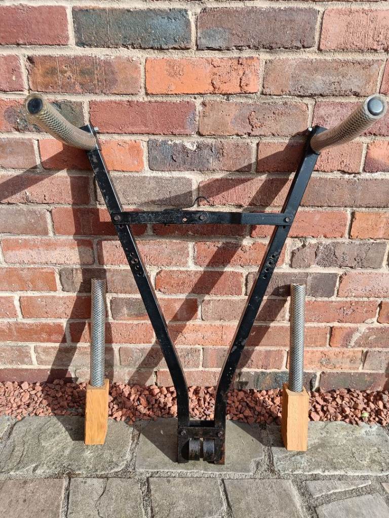 Bicycle carrier for vehicle, Heavy duty, Tow bar connection type