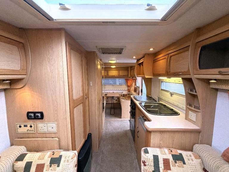 2003 ELDDIS ODYSSEY 505 5 BERTH, COULD MAKE FIXED BED, MOTOR MOVER & FULL AWNING