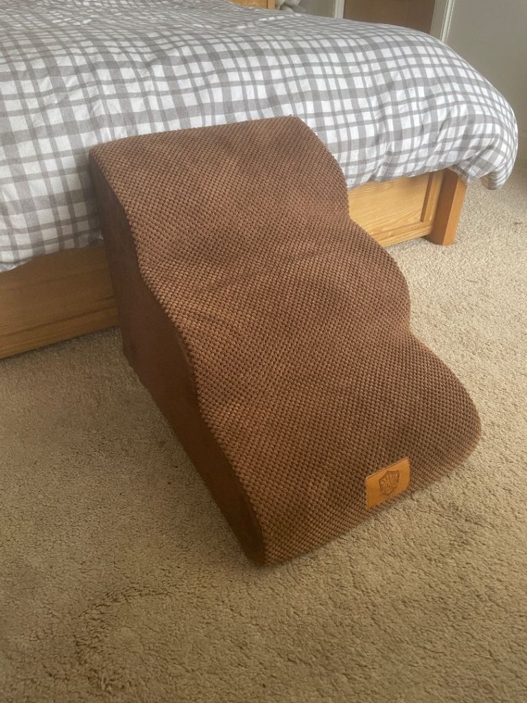 Free Pet Steps / Ramp – Collection Only