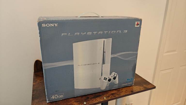 PlayStation 3 Phat "Ceramic White" NTSC-J