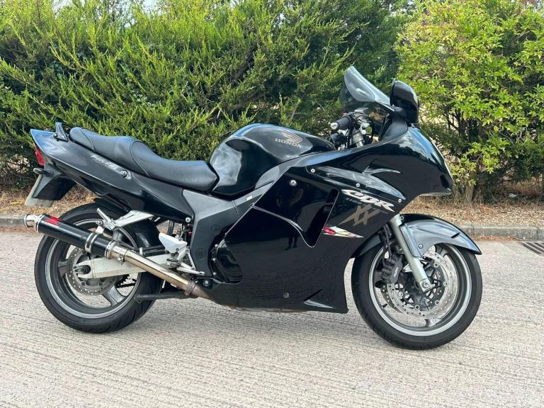 2005 05 HONDA Cbr1100xx Super Blackbird 1100 Sports Tourer 29284 MILES