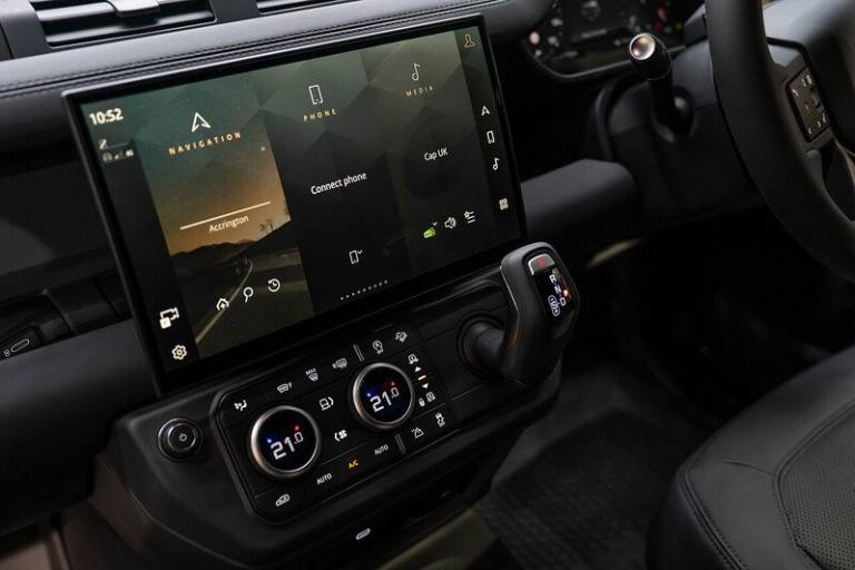  Land Rover SUV 4WD 3.0 Automatic Diesel Defender 90 Hard Top SUV Diesel Automatic