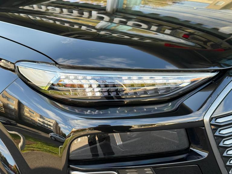 2025 Audi Q6 e-tron 83kWh S line SUV 5dr Electric Auto (252 ps) ESTATE Electric Automatic