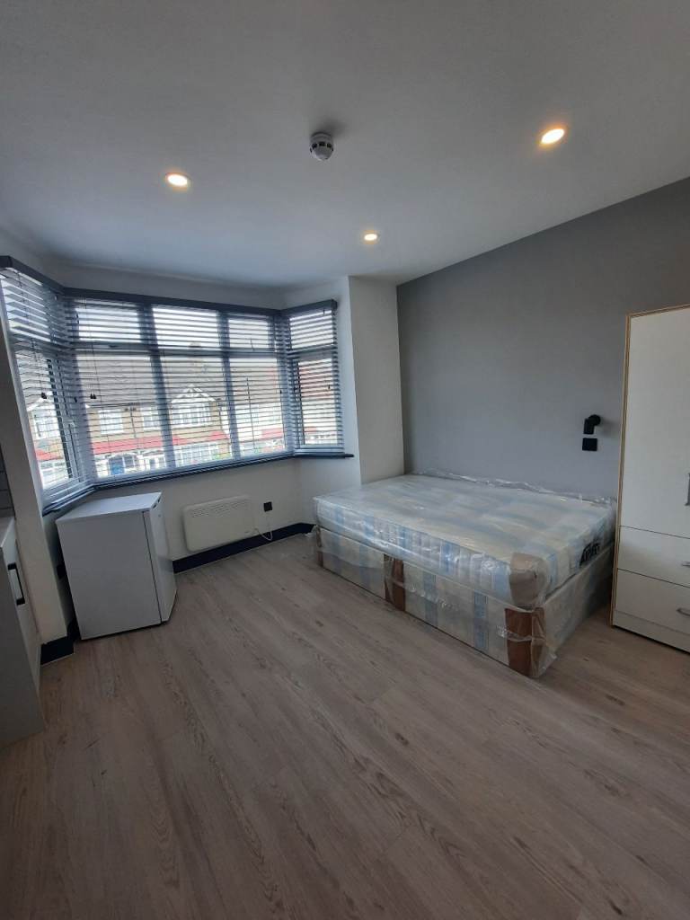 PRIVATE HMO STUDIO AVAILABLE NOW – SE13 6TY | HITHER GREEN / LEWISHAM AREA | DSS WELCOME | 35+
