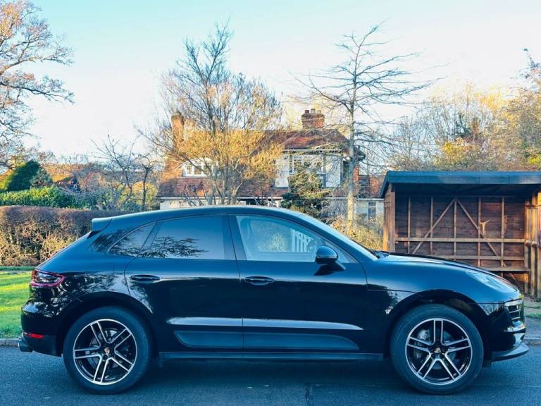 2018 Porsche Macan 2.0T SUV 5dr Petrol PDK 4WD Euro 6 (s/s) (252 ps) ESTATE Petrol Automatic