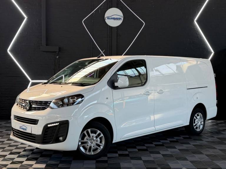 2020 70 VAUXHALL VIVARO 1.5 TURBO D 2900 SPORTIVE PANEL VAN 5DR DIESEL MANUAL L2