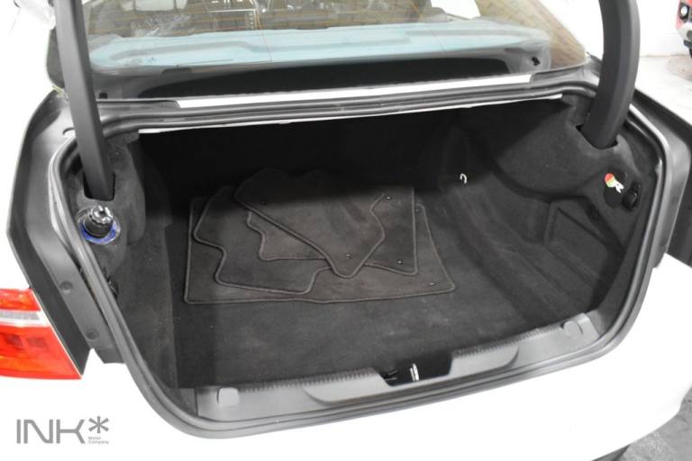 2016 Jaguar XE 2.0d [180] R-Sport 4dr Auto SALOON DIESEL Automatic