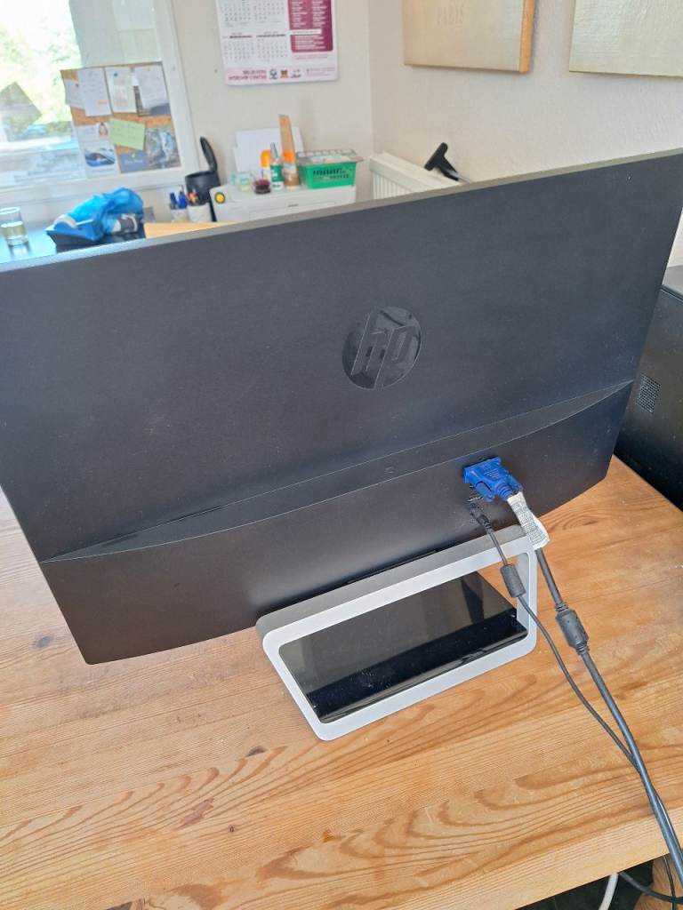 HP Computer Monitor - Black, Good Condition
