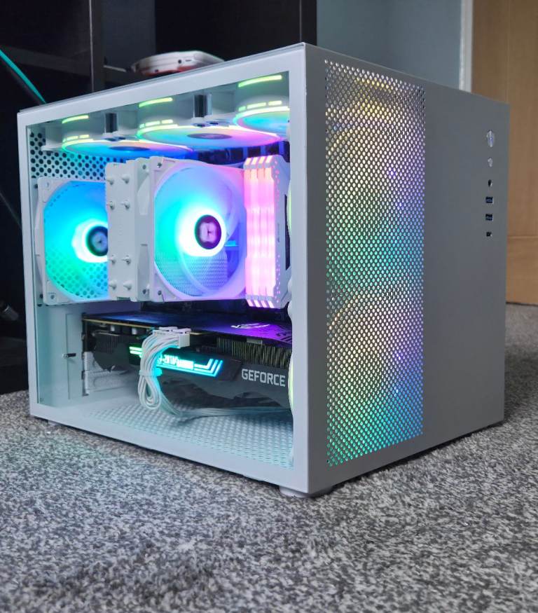 White/Silver Custom Gaming PC | RTX 3070 TI | Ryzen 7 5700X | 32GB RAM | 2.0TB Storage* | Win 11 Pro