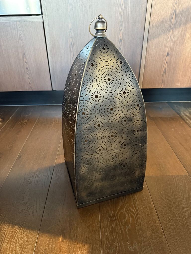 Moroccan style lantern 