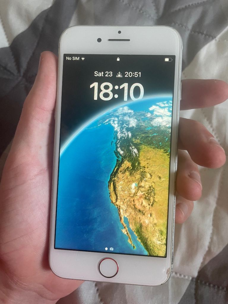 iPhone 8 