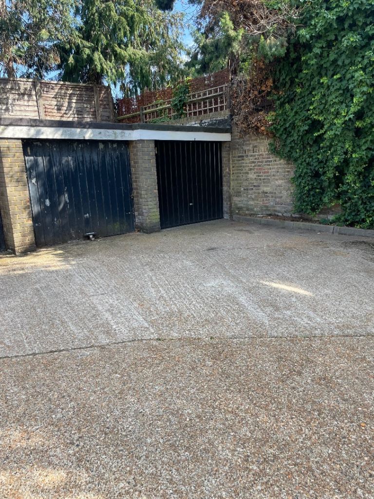 Garage for sale 