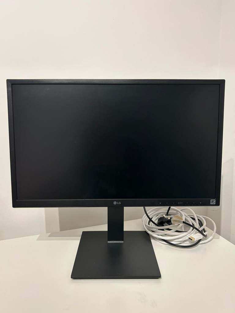 LG 24-Inch Monitor – Adjustable Height, Cables Included, Great Condition