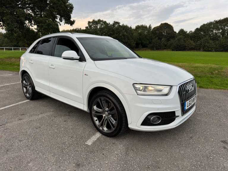 Audi Q3 2.0 TDI 177 Quattro S Line AUTOMATIC LOW MILEAGE & HUGE SPEC SUPERB!