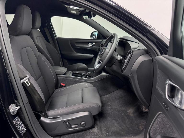 2023 Volvo XC40 Plus P8 AWD (408 hp) ESTATE Electric Automatic