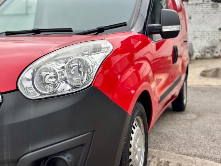 2016 Vauxhall Combo 2300 1.6 CDTI 16V H1 Van Tecshift PANEL VAN Diesel Manual