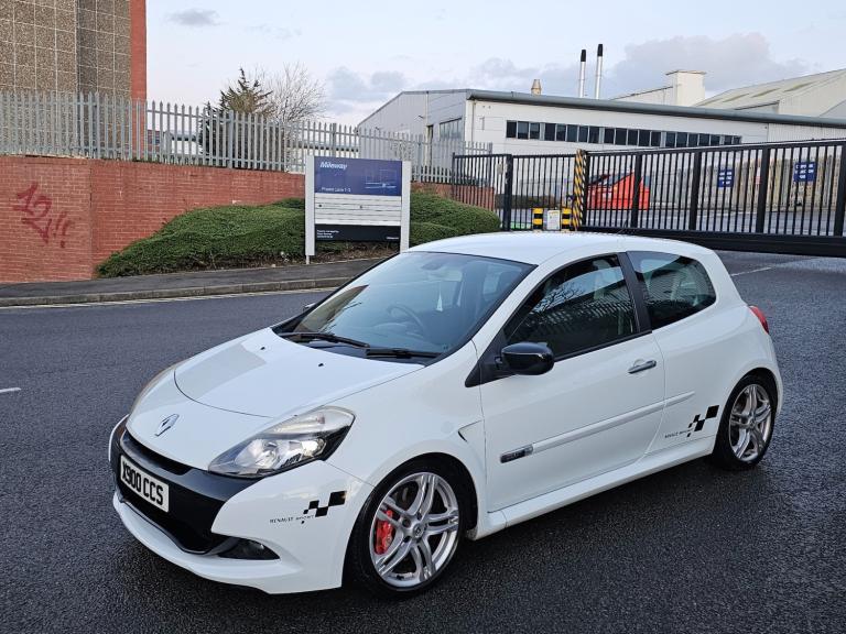 2010 Renault Clio 2.0 16V RenaultSport 200 3dr HATCHBACK Petrol Manual