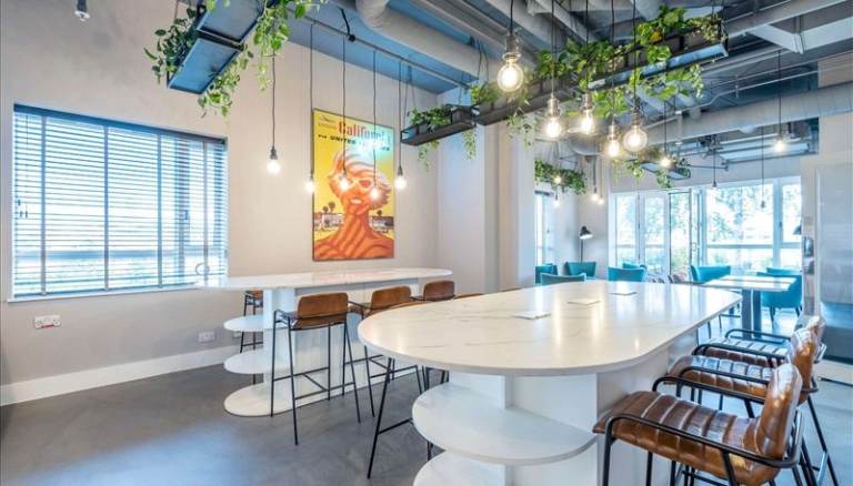 Luxury 2 Bedroom Apartments in the Heart of Canary Wharf