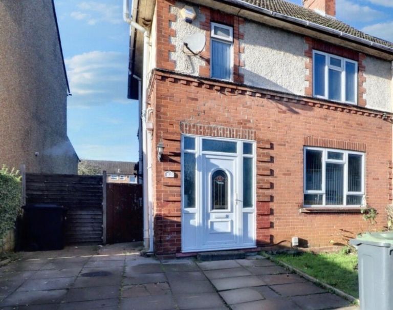 3 bed house to rent