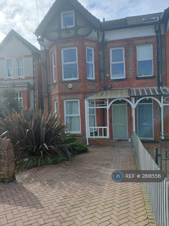 1 bedroom flat in West Kirby, Wirral, CH48 (1 bed) (#2818556)