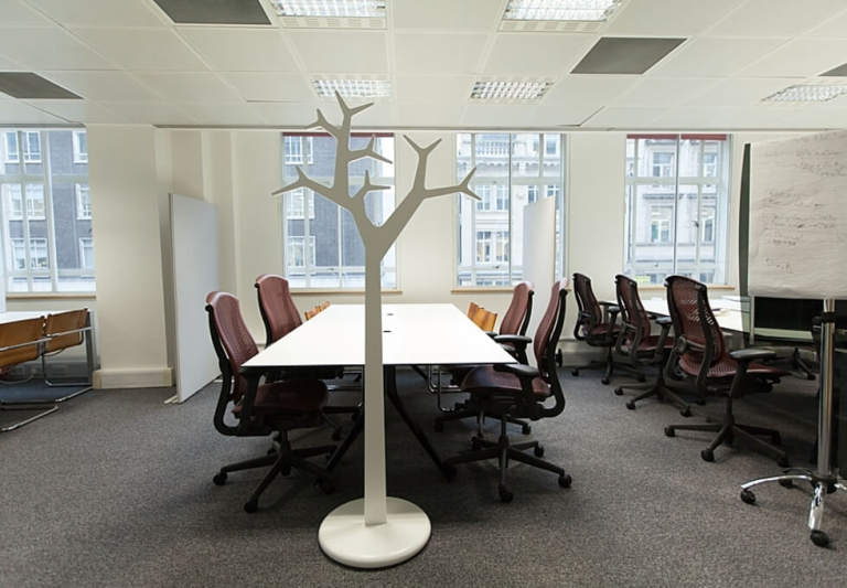 Furnished offices to rent in *Holborn*. Office Spaces for 4 to 70 desks WC1