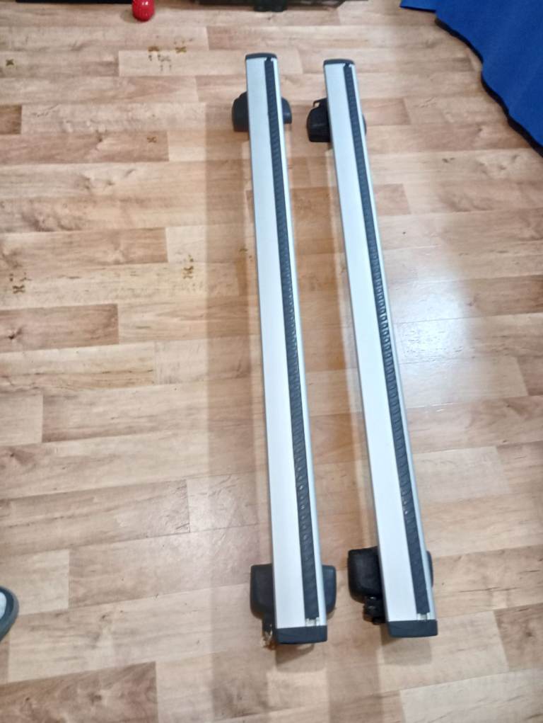 Toyota Estima Previa 5door Thule wingbar aluminium roof bars from 2006 ACR50