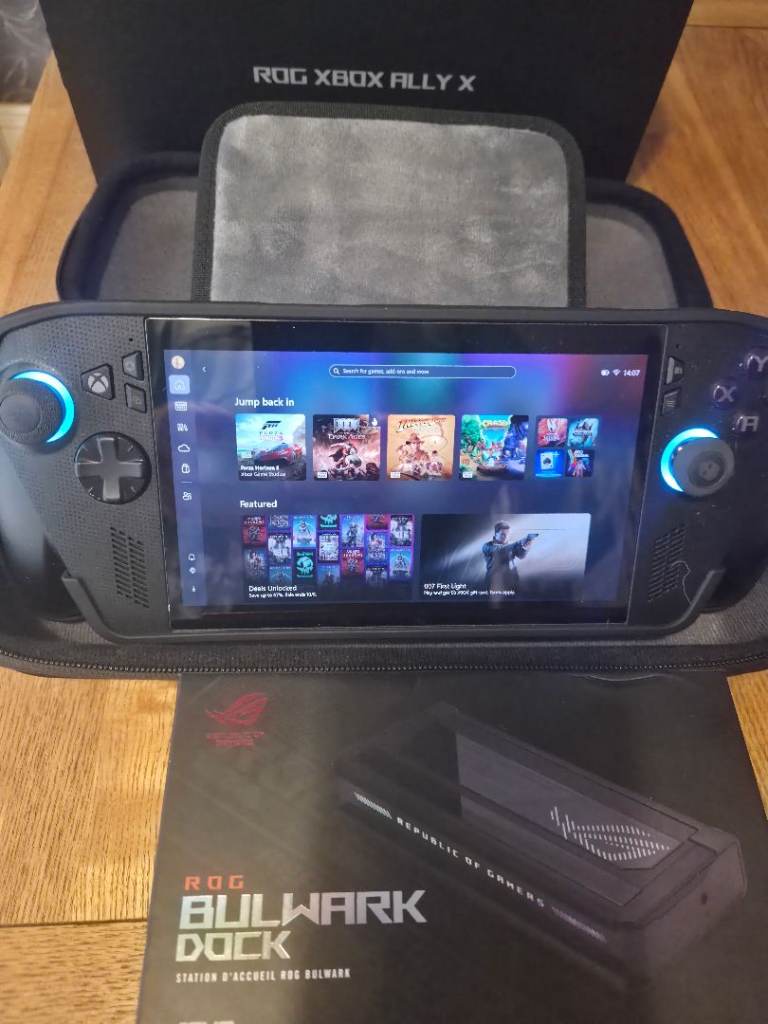 ASUS ROG Ally X Handheld Gaming Console 7" FHD Touchscreen AMD Z1 Extreme 24GB 1TB with extras!!